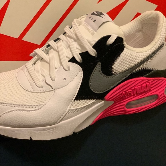 New! Nike Air Max Excee - Picture 2 of 11